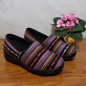 Easy Street canvas slip on clog womens 7 1/2